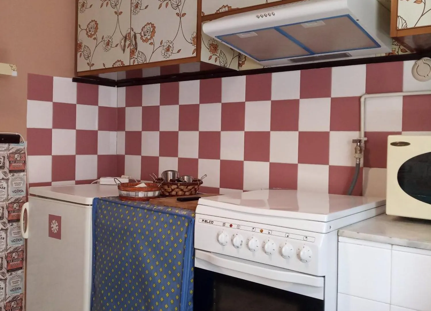 Cosy Penthouse -Up To 6 Guests- In The City Centre! Soluň Řecko